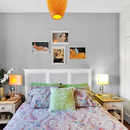 Chiara, A Real Homeaway コラレホ